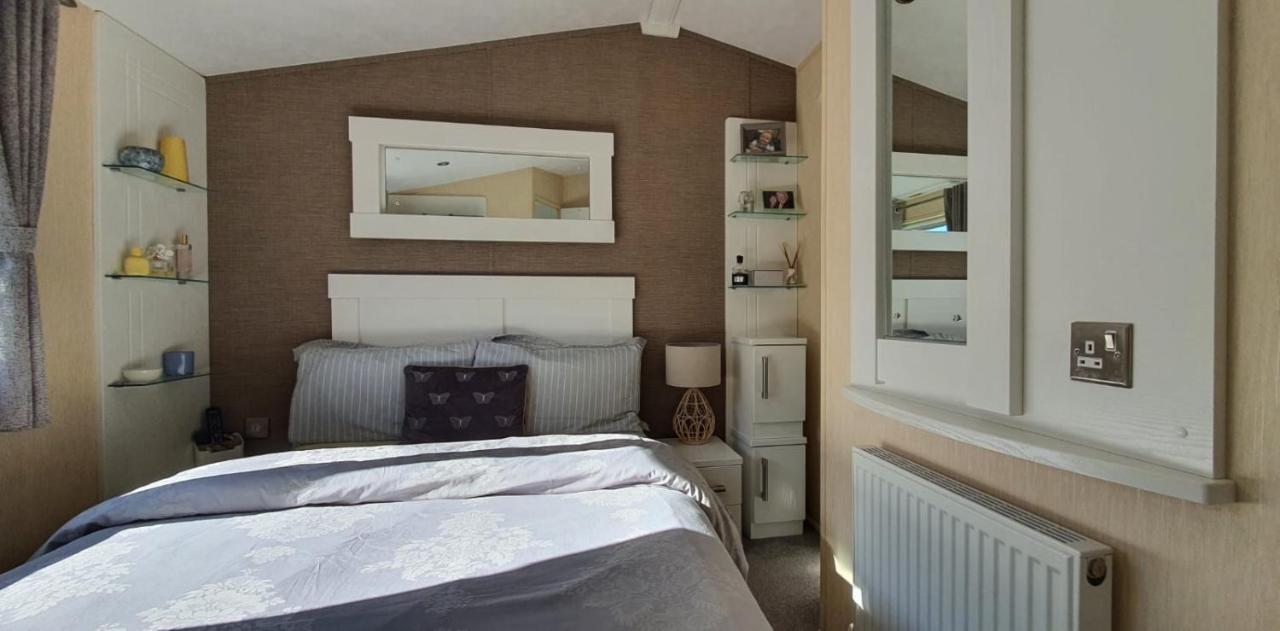 Lodge Seaview Суонидж Екстериор снимка